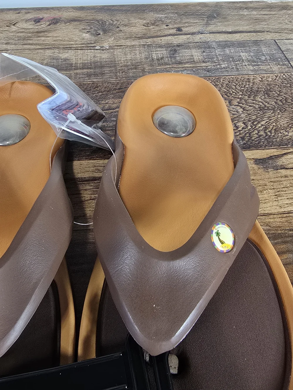 Men's Brown and Tan Men's Flip Flop Sandals Size 7